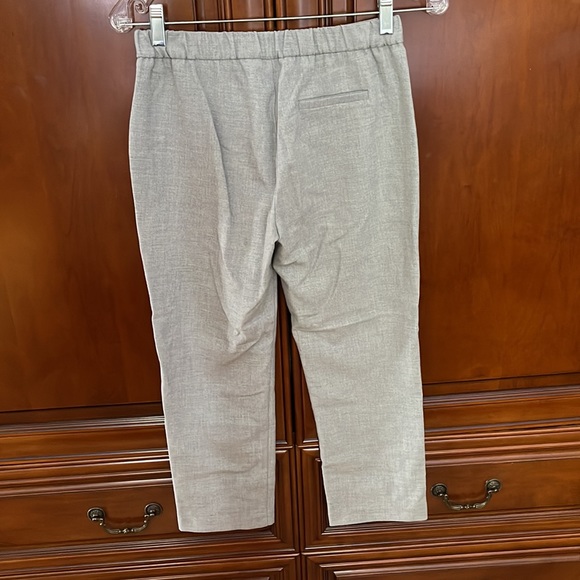 Zara’s dress pants - Picture 2 of 3